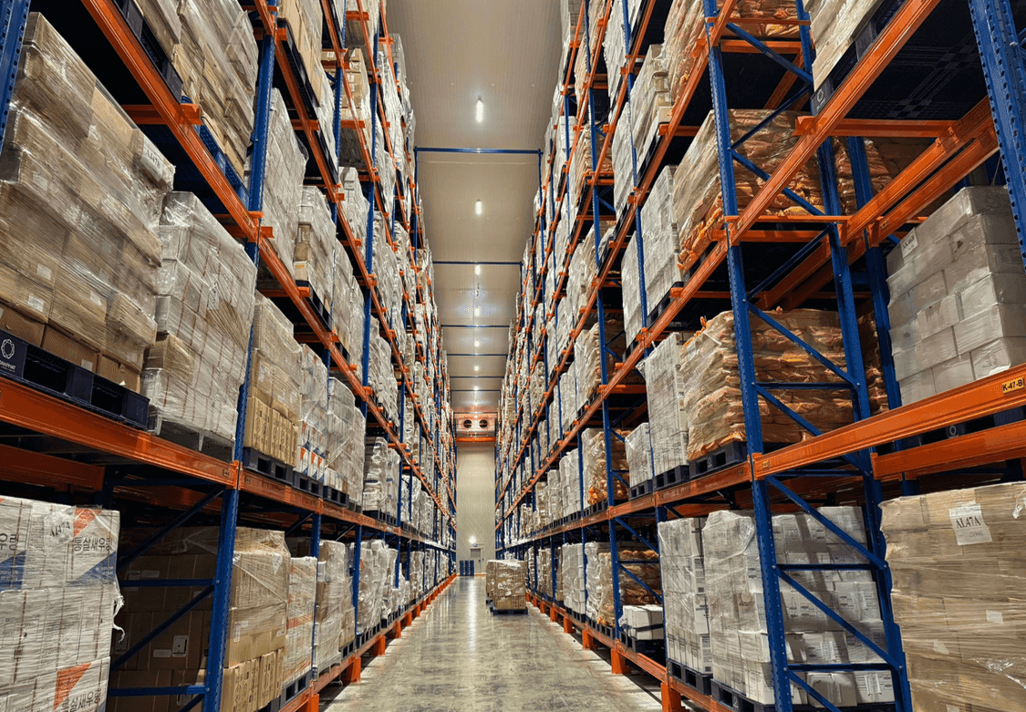 Standard cold storage helps enhance the value of Vietnamese agricultural products