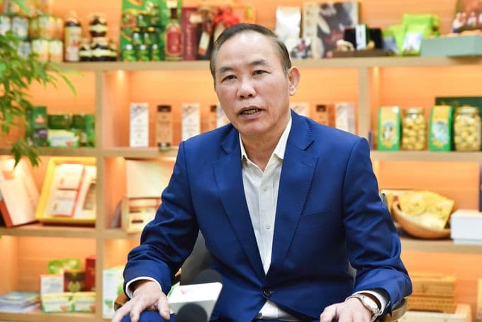 bất lợi kép.jpg